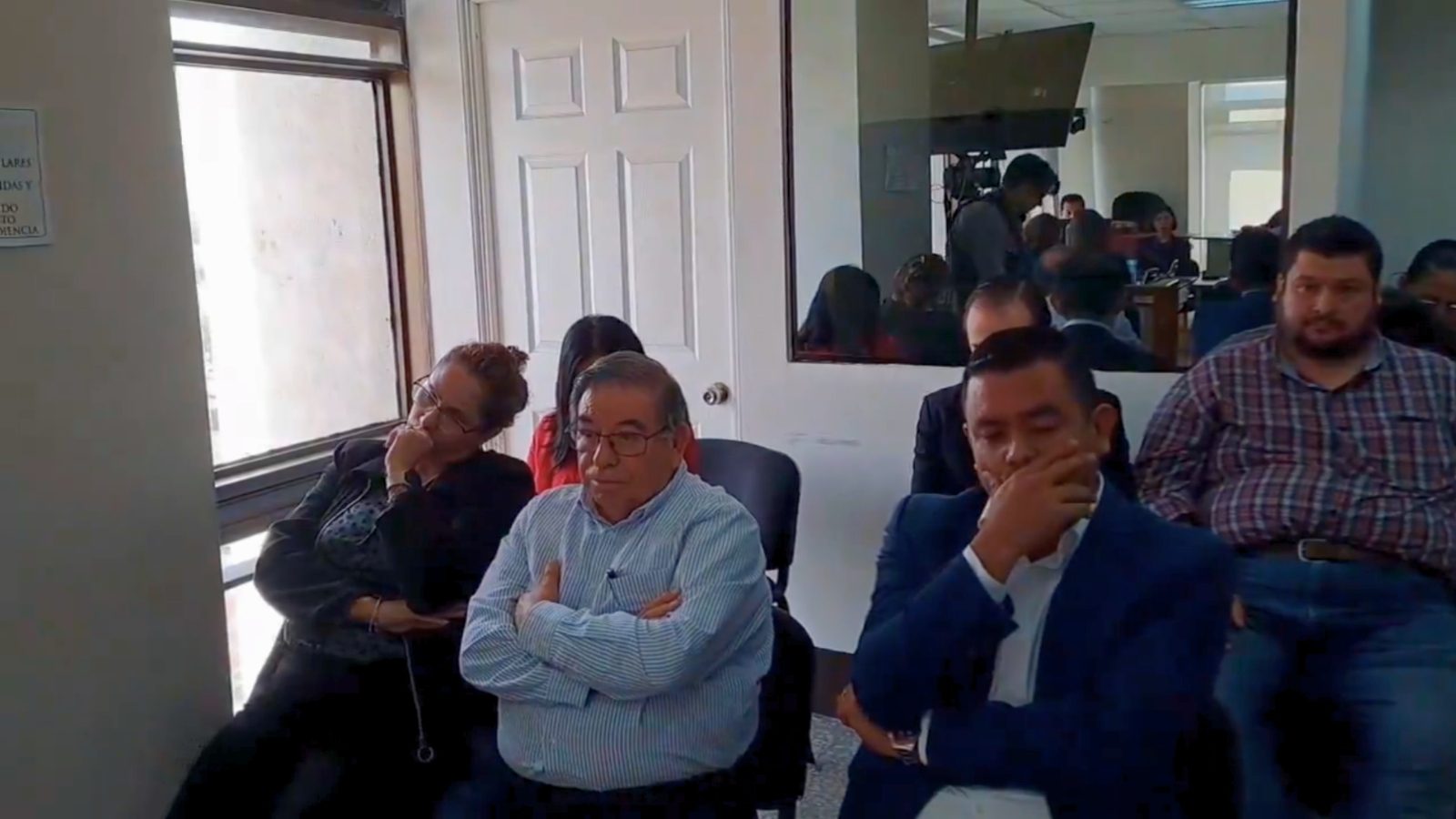 Absolución de exfuncionarios en caso Amperios