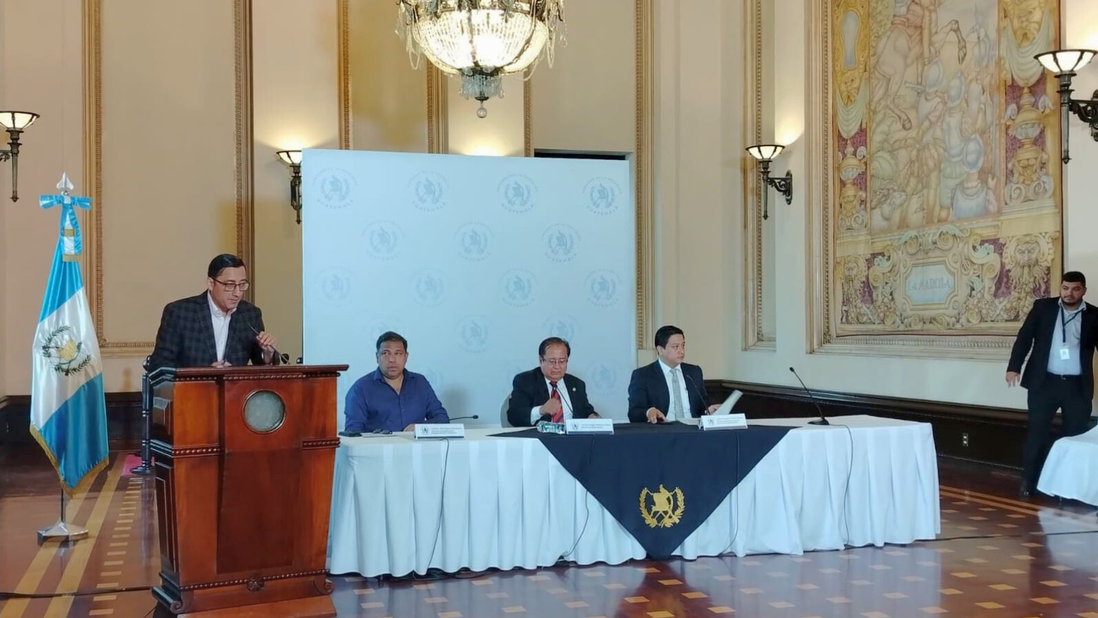 Detectan anomalías en proyectos del INDE por más de 406 millones de quetzales