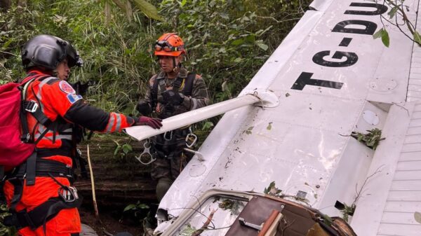 Se termina la búsqueda Localizan aeronave desaparecida en volcán de Agua; tripulantes están fallecidos