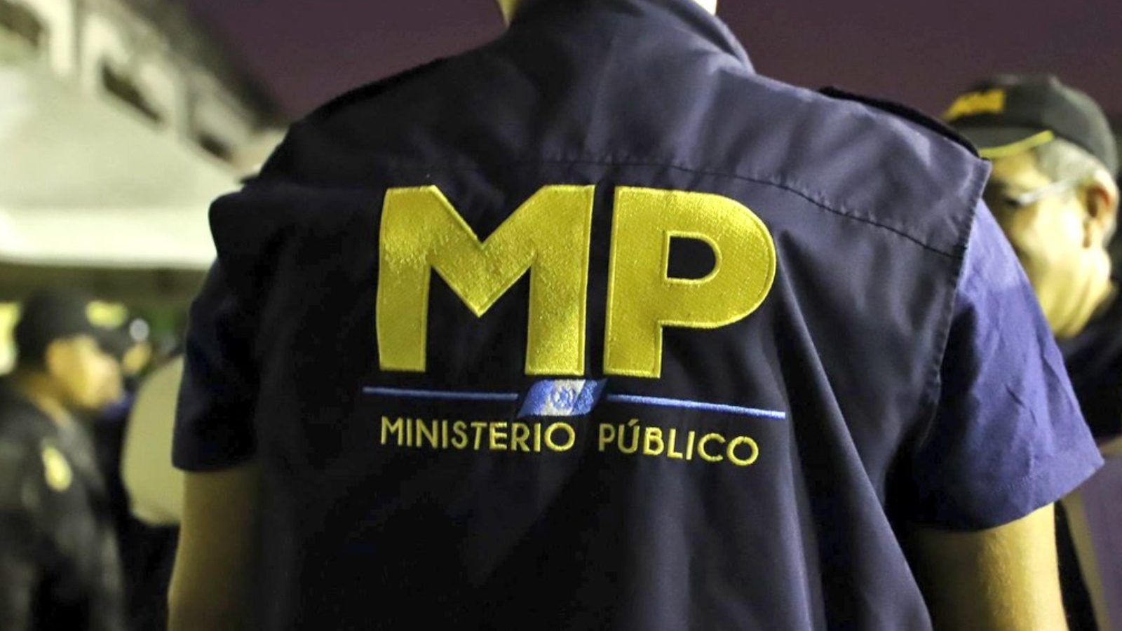 Este es el pronunciamiento de Mineduc y MP tras la alteración de fotos de estudiantes con IA