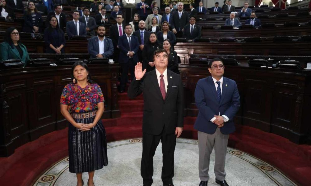 Teódulo Cifuentes asume presidencia de CSJ y promete transparencia