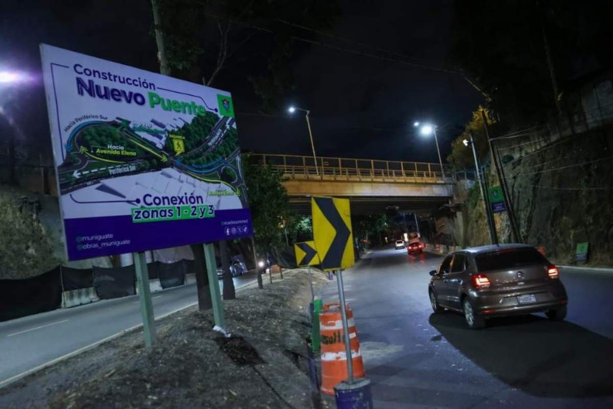 Habilitan paso en el puente Adolfo Mijangos tras casi un año inhabilitado