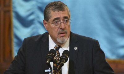 Presentan acción para que la CSJ conozca antejuicios contra Arévalo