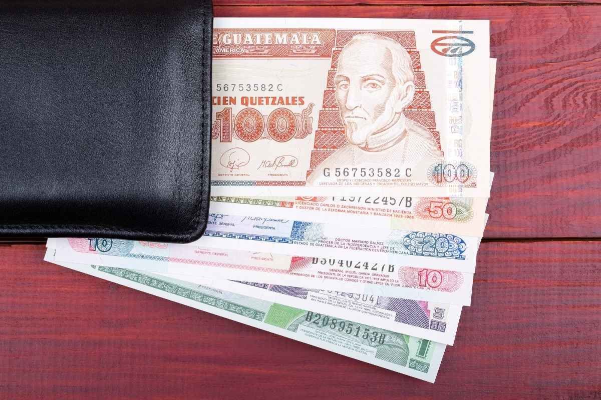 Banguat inyecta Q1,875 millones para Semana Santa