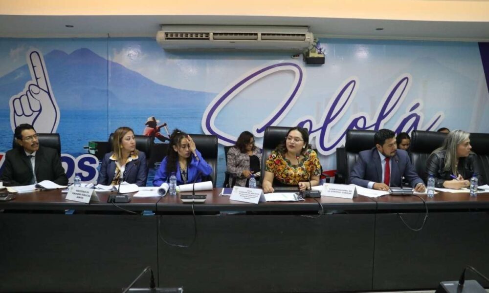 Diputados analizan posible cierre de Conjuve por bajo impacto en políticas juveniles