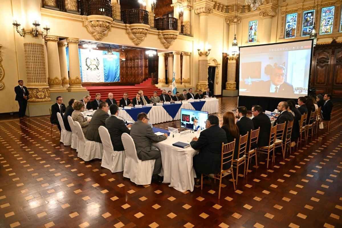 Guatemala busca mitigar impacto de arancel de EE.UU. con estrategia público-privada
