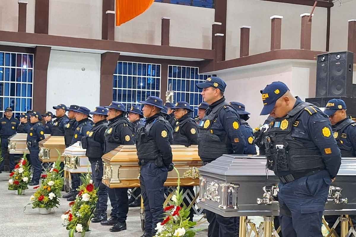 Incrementa el número de policías muertos tras accidente en San Marcos