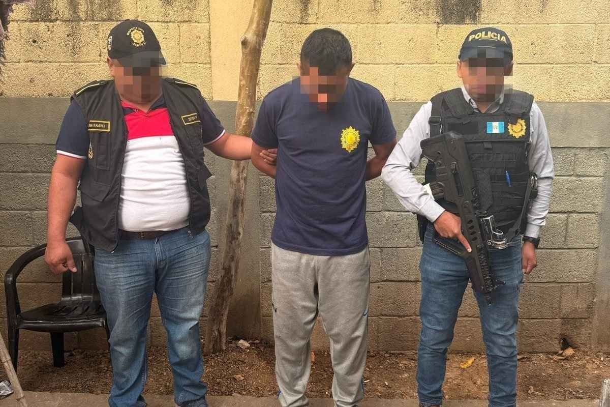 Oficial de la PNC capturado en red de corrupción ligada al narcotráfico