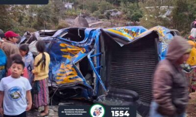 San Marcos patrulla cae a hondonada y mueren tres policías