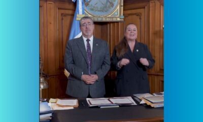 Gobierno oficializa alza salarial a maestros