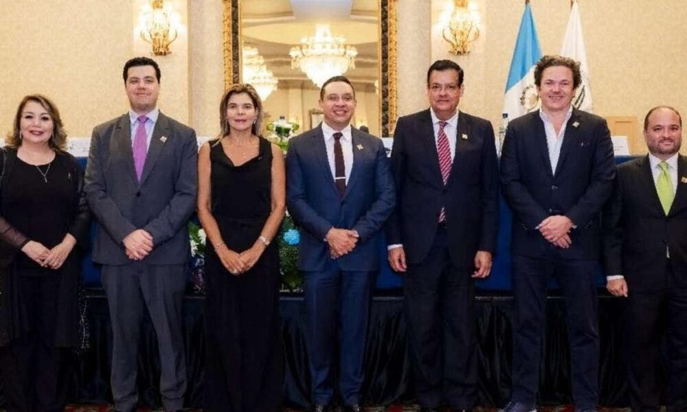 Nueva Junta Directiva de la Cámara Guatemalteca de Periodismo asume funciones