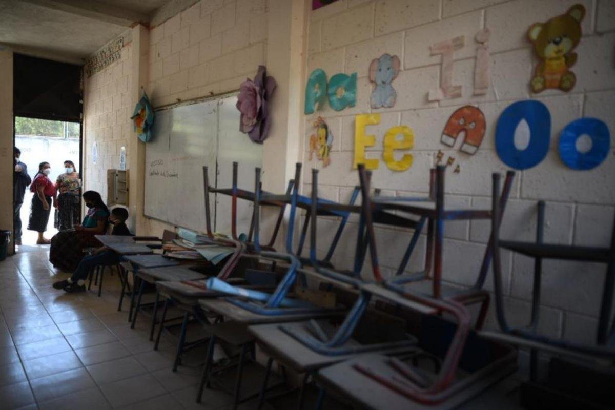 Paro docente afecta a más de 5 mil escuelas en Guatemala, según Mineduc