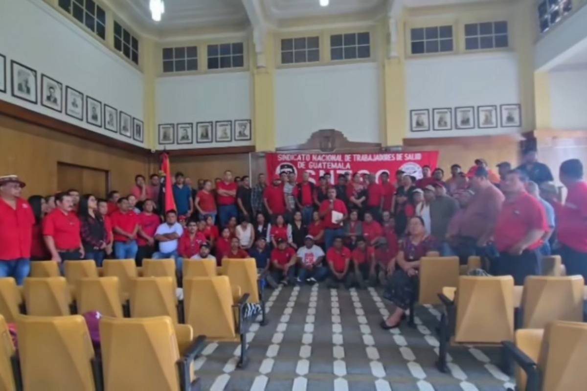 Sindicato de Salud rechaza aumento salarial anunciado por el MSPAS