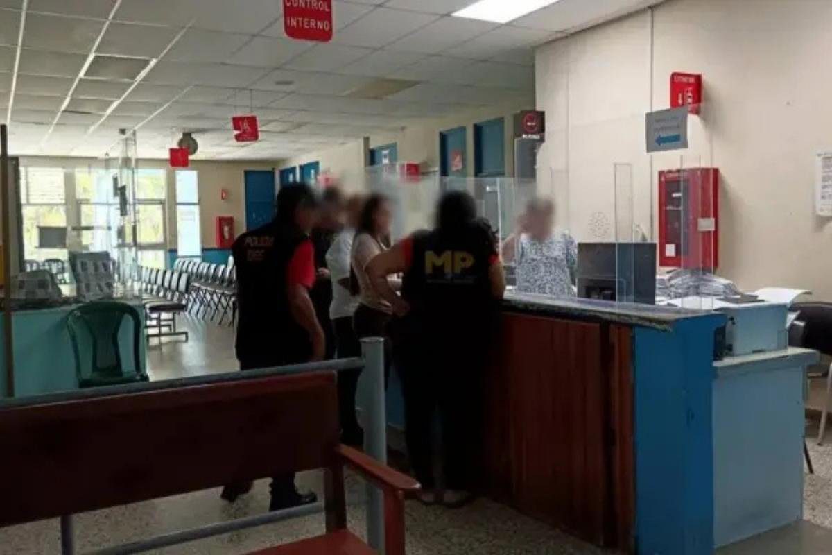 Paciente desaparece misteriosamente tras ingresar al hospital de Poptún