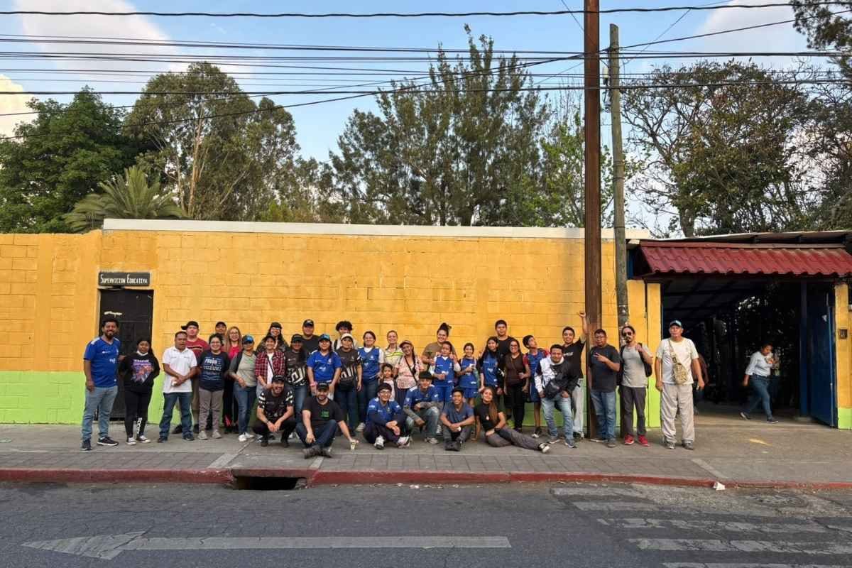 Progreso Voluntariado revitaliza escuela en zona 6 con apoyo de la comunidad