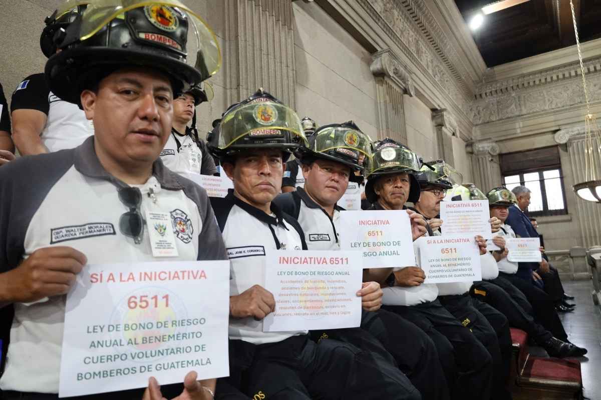 Congreso aprueba bono anual para Bomberos Voluntarios