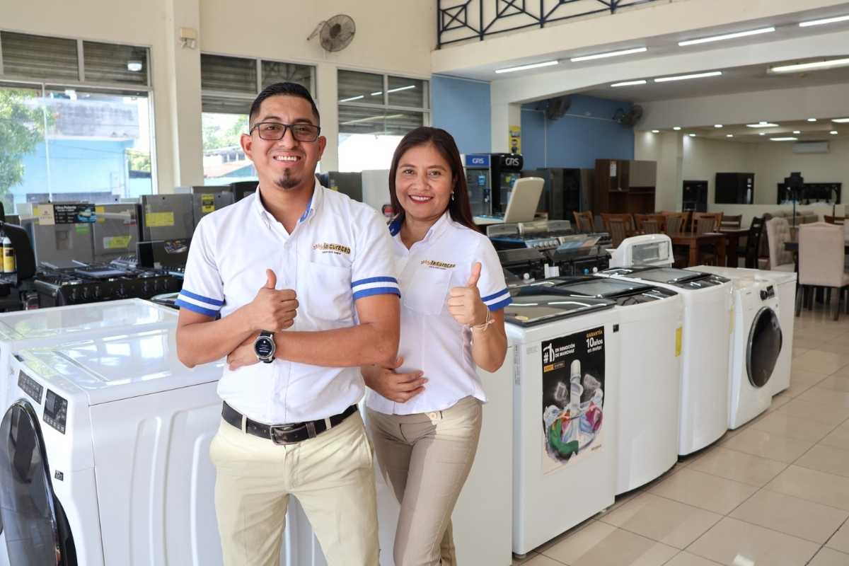 Hot Weekend descuentos de hasta 45% en La Curacao y RadioShack