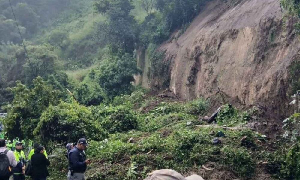 Cierre en Boca del Monte por limpieza en km 11.5
