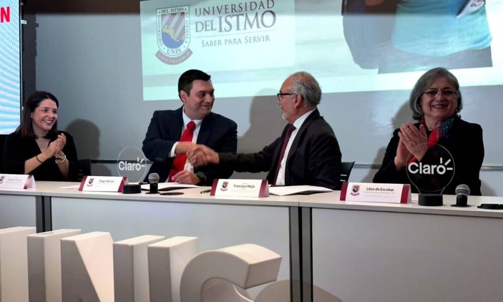 Claro impulsa la educación superior en Guatemala con programa de conectividad