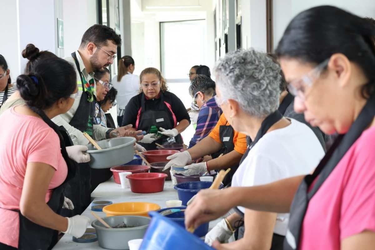 Progreso Mujeres emprenden con cemento y transforman sus comunidades