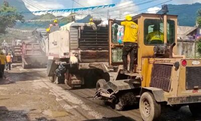 Reparación vial en carretera a El Salvador trabajos de bacheo entre el km 25 y 26