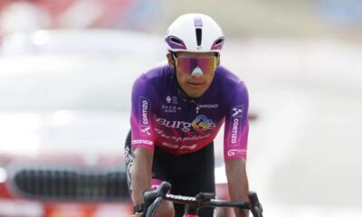 Sergio Chumil resiste en la Vuelta a España pese a terminar último en la etapa 13