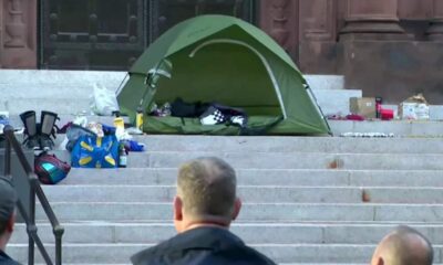 Arrestan a hombre frente a catedral en Washington D.C. quien atentaba en contra de feligreses católicos en posesión de varios explosivos y granadas
