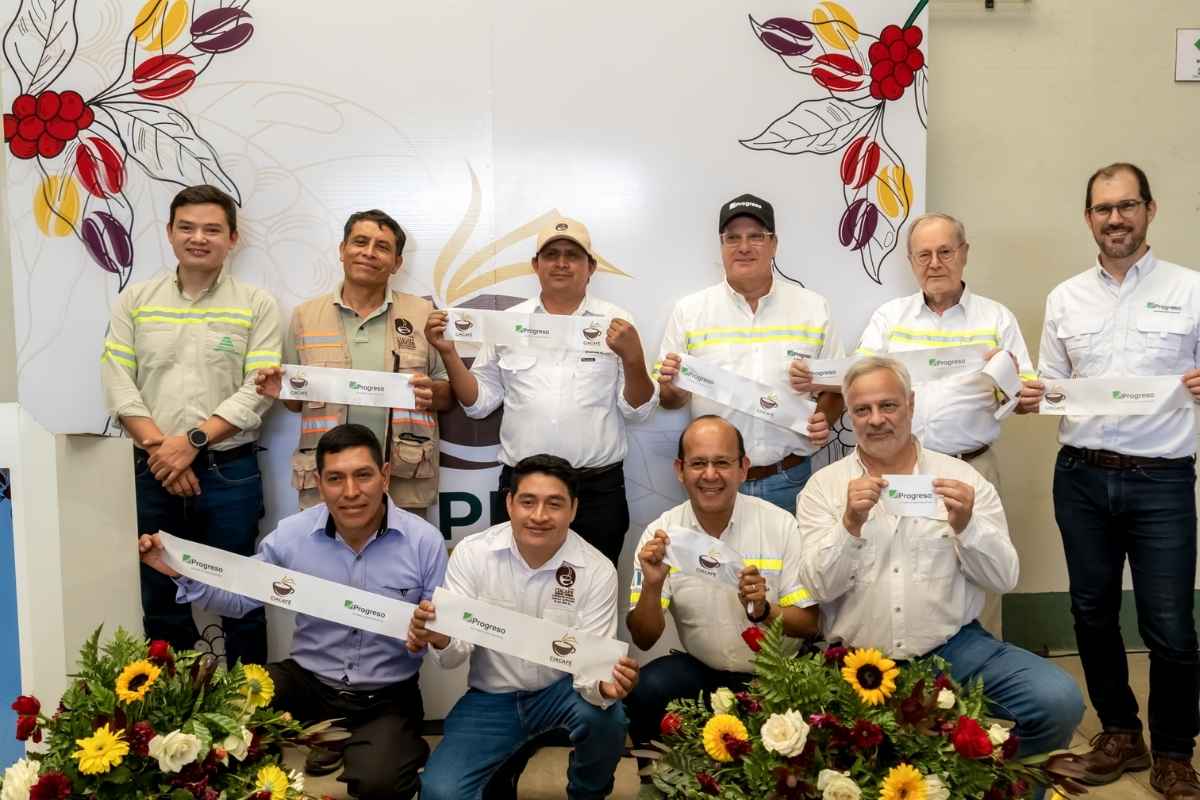 Progreso impulsa la nueva tostaduría de CIACAFÉ y fortalece el café de San Juan Sacatepéquez