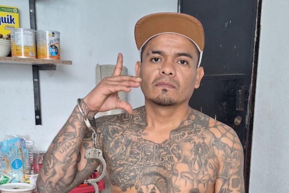 Capturan a “Shaka” y “El Tazy”, presuntos miembros del Barrio 18, en Santa Catarina Pinula