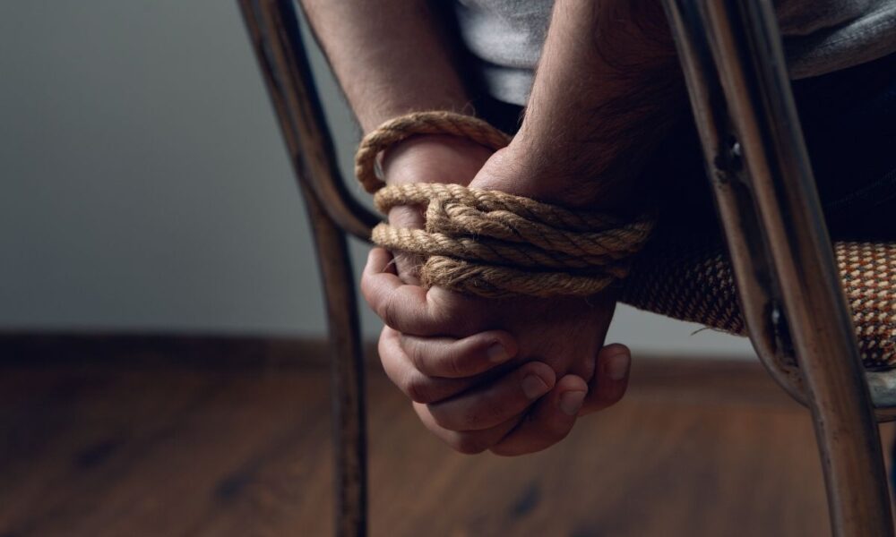 Secuestros exprés en taxis “piratas” se consolidan en cinco zonas de la capital, alerta el MP