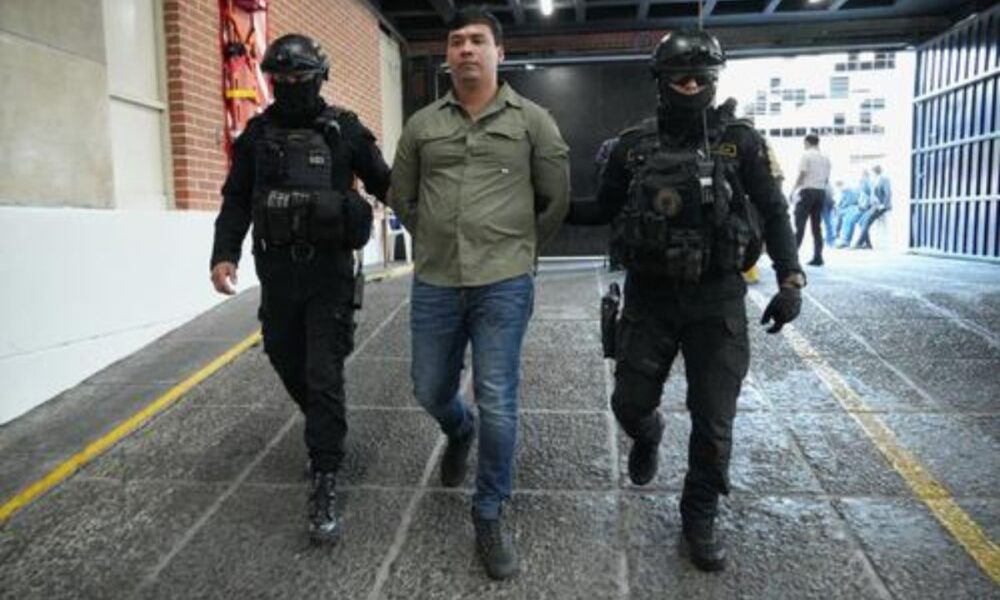 Detienen en zona 10 a ciudadano mexicano requerido por la justicia de Estados Unidos