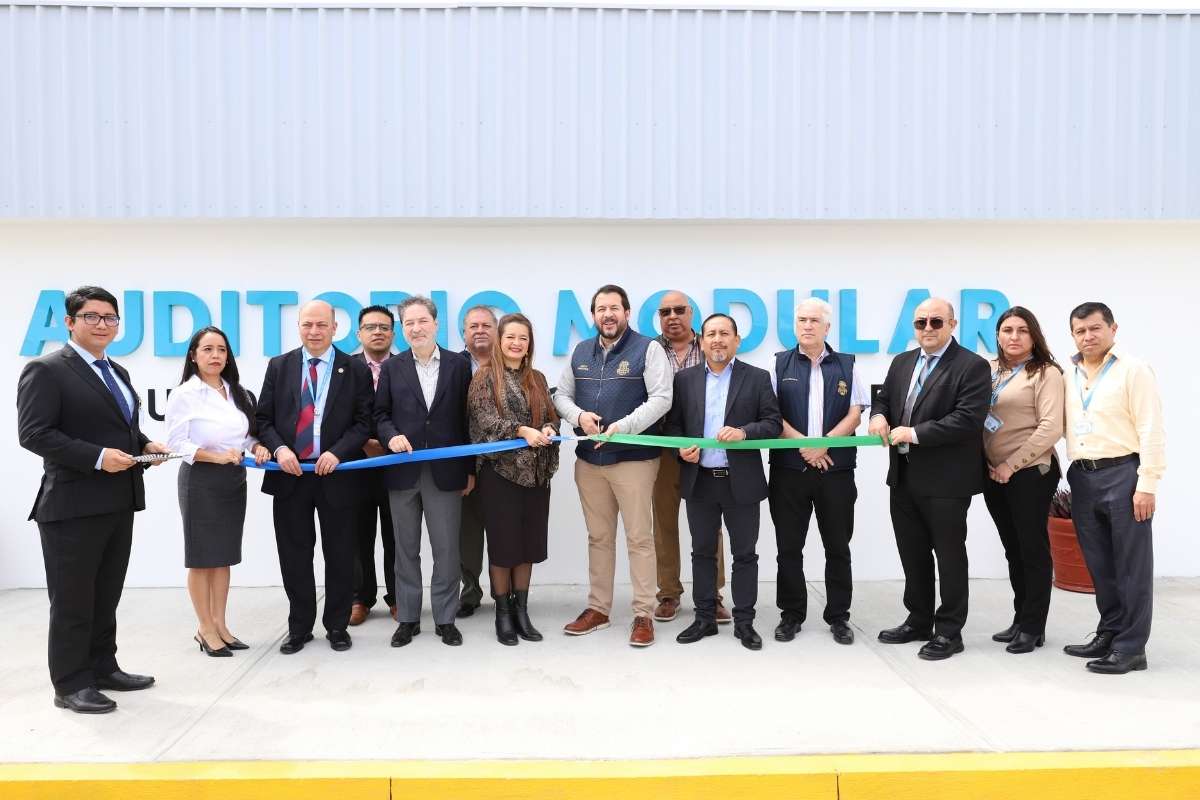 IGSS moderniza la Unidad Periférica Zona 11 con laboratorio automatizado y atención pediátrica 24 horas