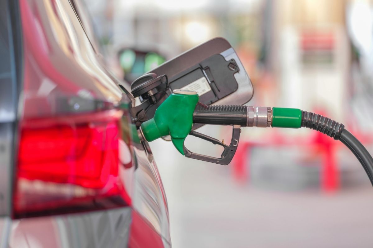 MEM alerta por miniestaciones de combustible no autorizadas