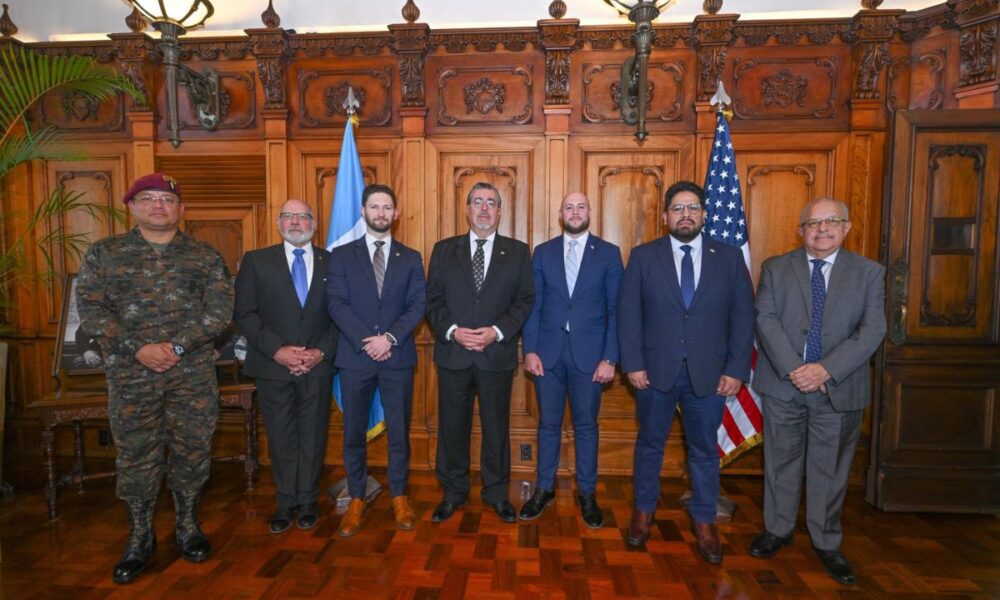 Presidente Arévalo se reúne con delegación de EE. UU. para dialogar sobre seguridad e inteligencia