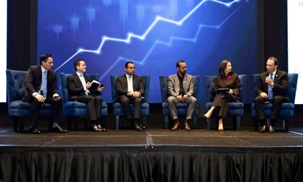 Sector privado proyecta un 2026 favorable, condicionado a inversión extranjera e infraestructura