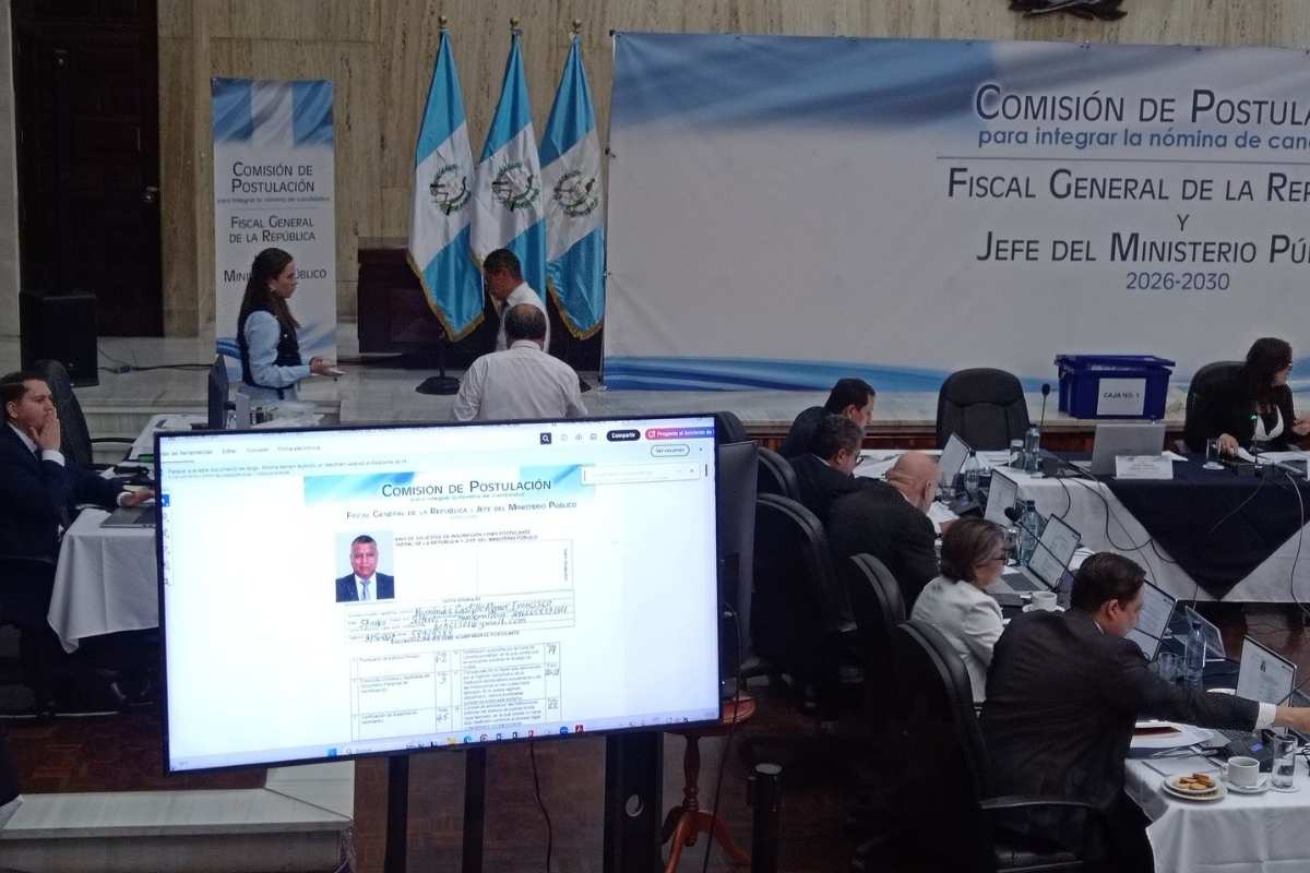 Comisión de Postulación inicia revisión de 59 aspirantes a Fiscal General y adelanta fecha para integrar nómina final