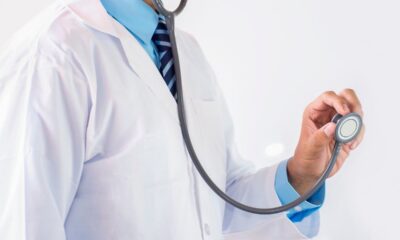 Guatemala pondrá fin al convenio con médicos cubanos tras casi 30 años de cooperación en salud pública