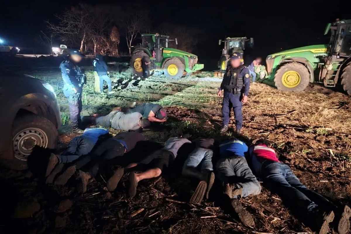 Capturan a ocho trabajadores por presunto robo de diésel en finca de Retalhuleu