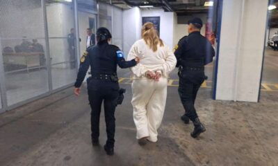 Detención de una mujer en aeropuerto La Aurora por dinero sin declarar