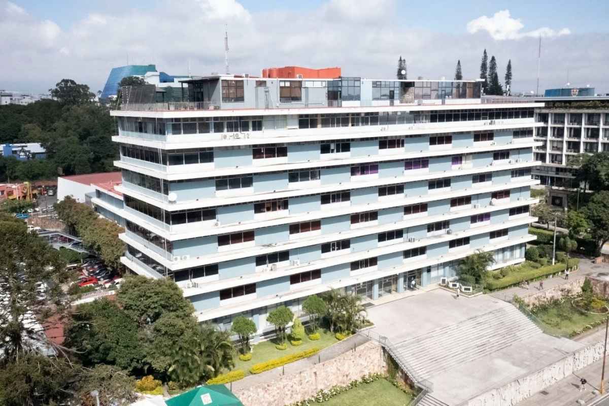 IGSS anuncia exoneración de recargos para patronos que regularicen deudas