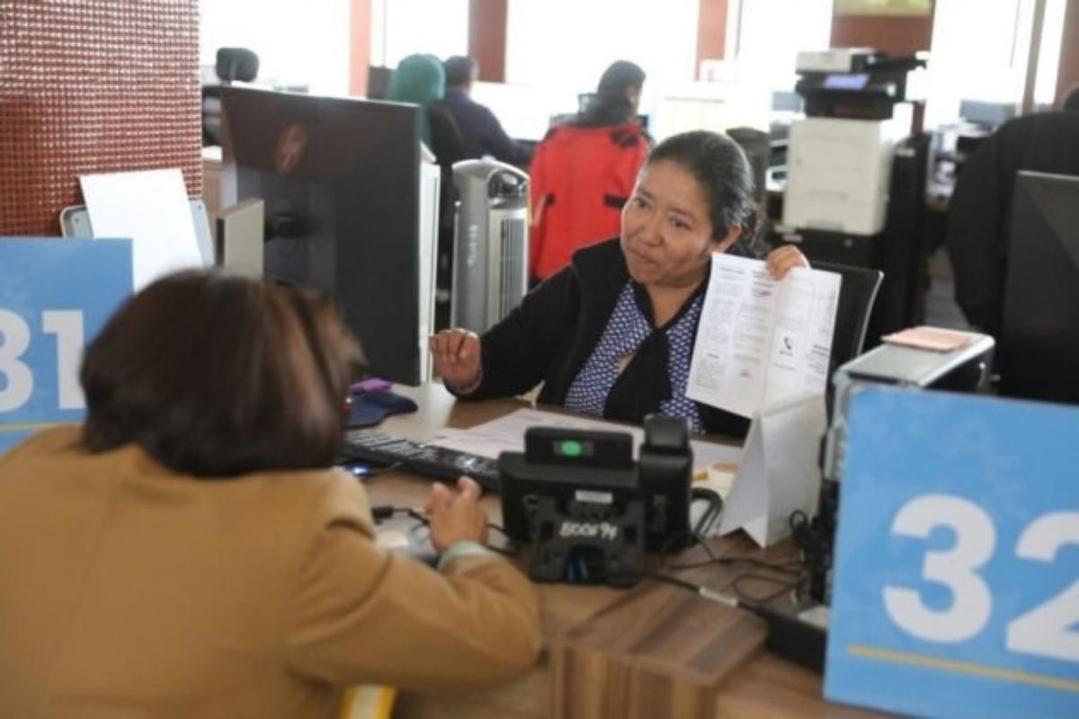 IGSS anuncia exoneración del 100 % de recargos para patronos con deudas