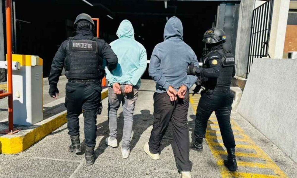 Red que simulaba al CJNG tres procesados por secuestro