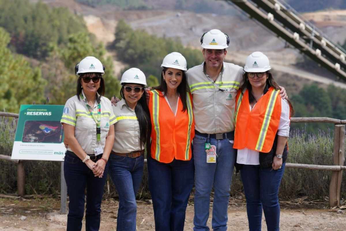 Mirciny Moliviatis recorre planta industrial y resalta impacto social