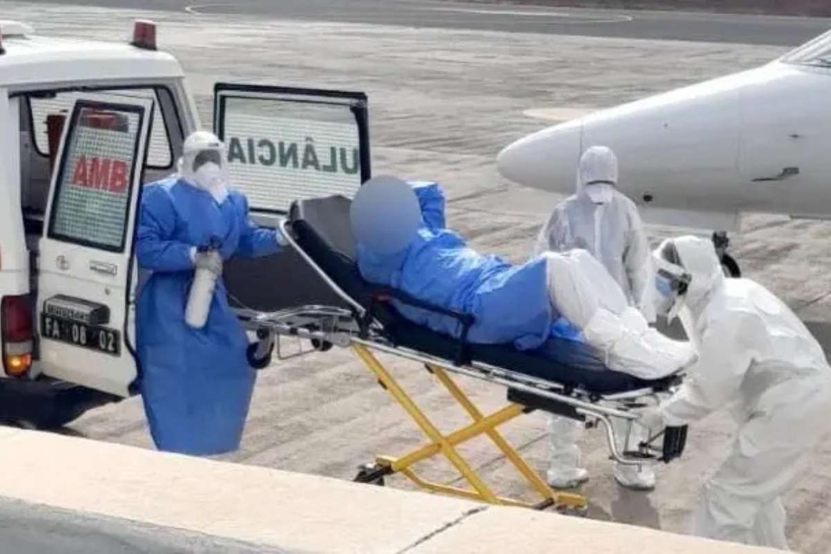 Evacúan a Países Bajos a infectados por hantavirus del crucero Hondius