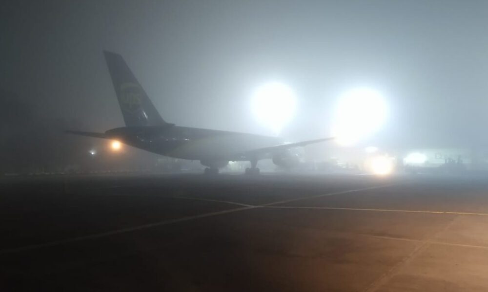 Neblina altera vuelos en Guatemala y obliga desvíos hacia El Salvador