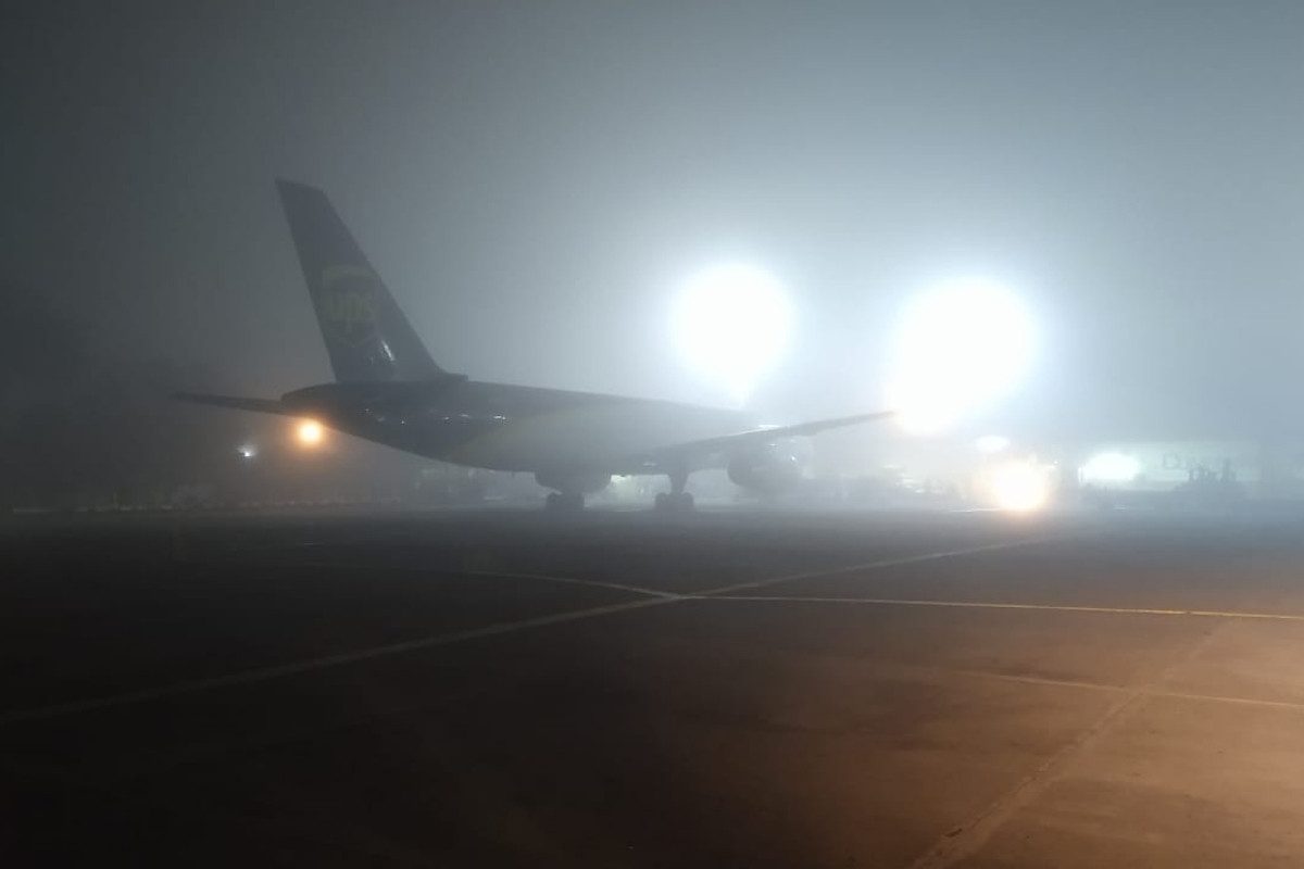 Neblina altera vuelos en Guatemala y obliga desvíos hacia El Salvador