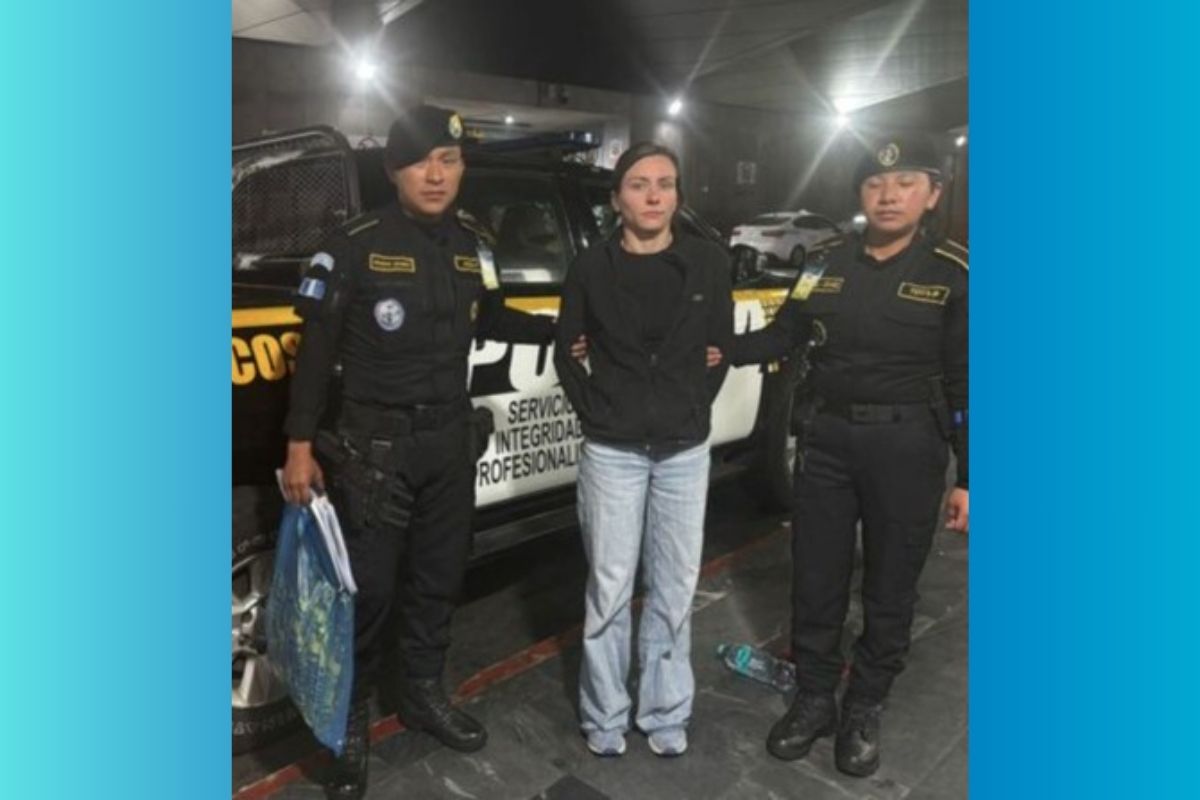 Procesan a turista estadounidense tras hallazgo de droga oculta en golosinas en La Aurora