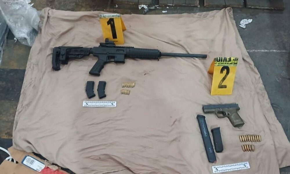 Detectan armas ocultas en encomiendas con destino a Petén