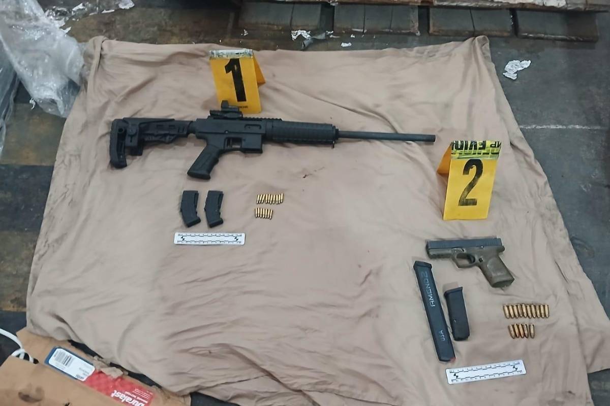 Detectan armas ocultas en encomiendas con destino a Petén