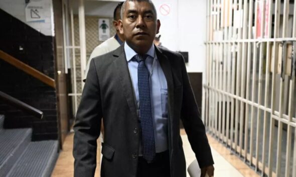 Diputado presenta denuncia contra exjefe de FECI por falta de avances en investigación del caso Sputnik V
